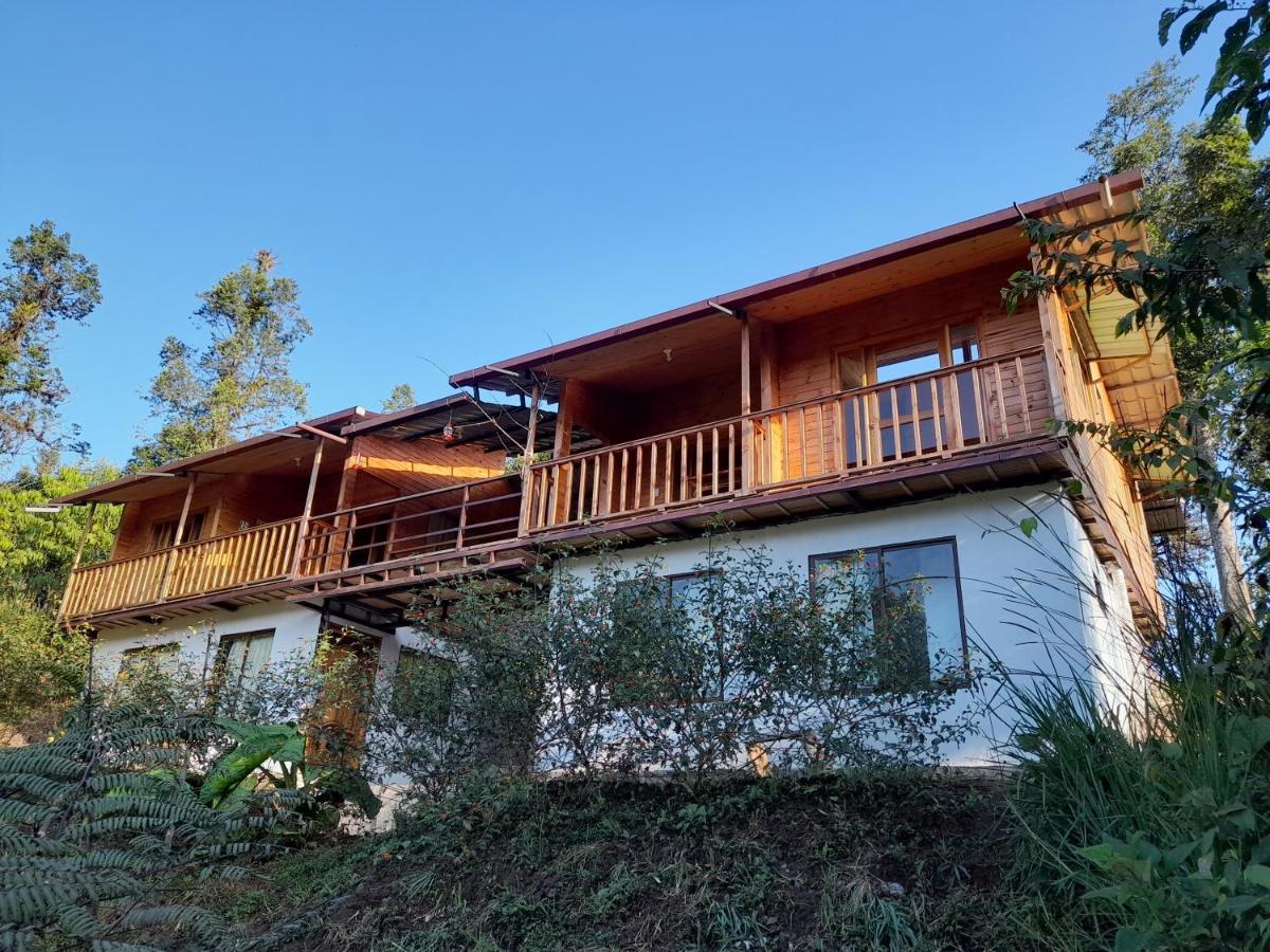 Sendero De Las Aves Mindo Exterior photo