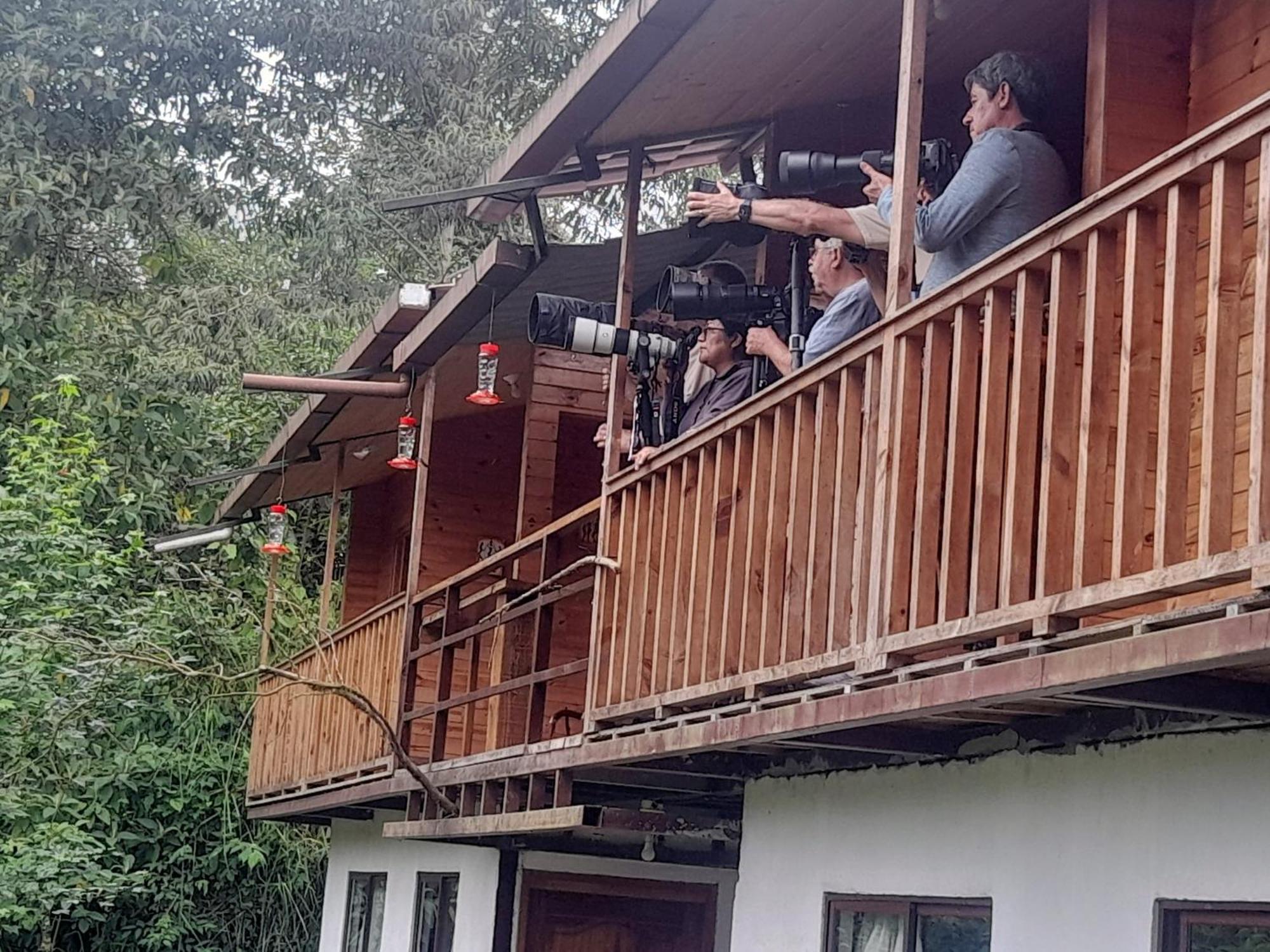 Sendero De Las Aves Mindo Exterior photo
