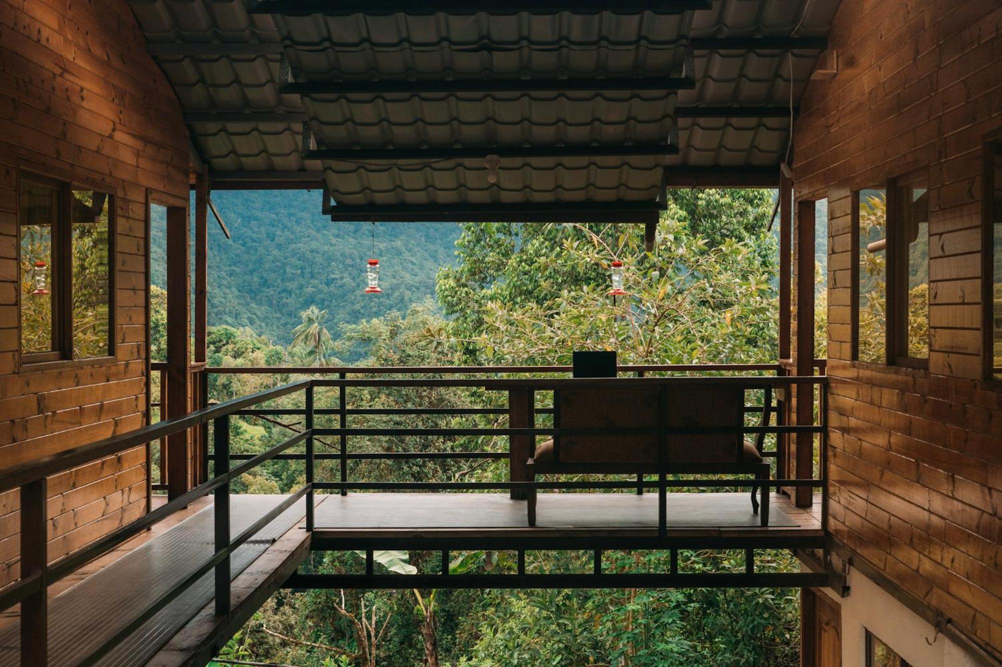 Sendero De Las Aves Mindo Exterior photo